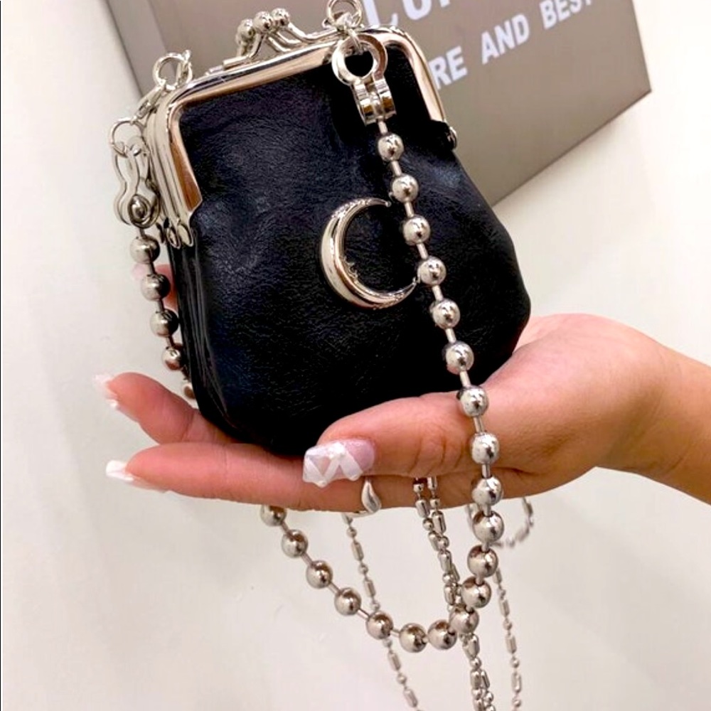🌗witchy| astrology| moon purse